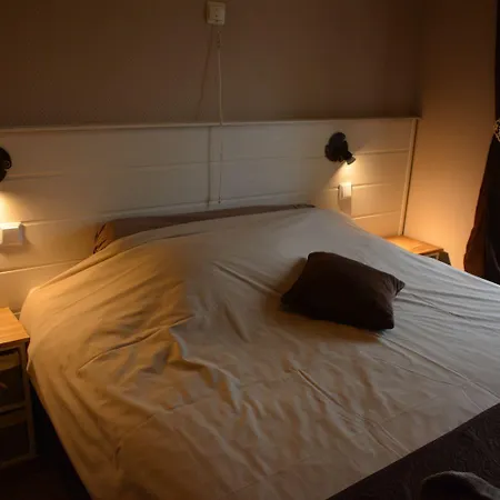 乐瑞拉斯旅馆 3*