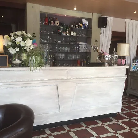 乐瑞拉斯旅馆 酒店 3*