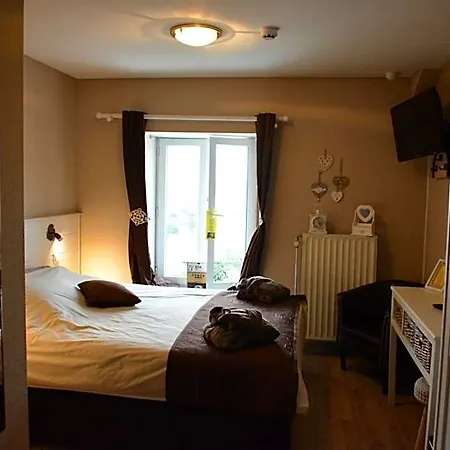 Le Relais Hotel 3*