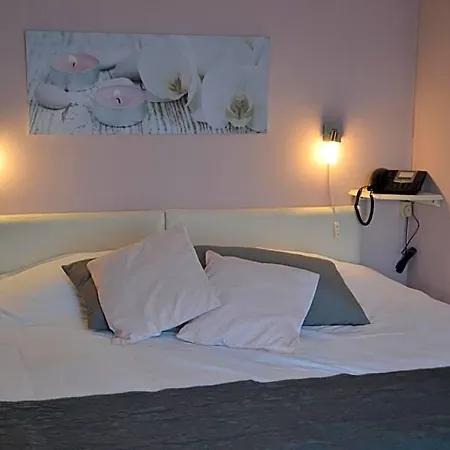Le Relais Hotel 3*