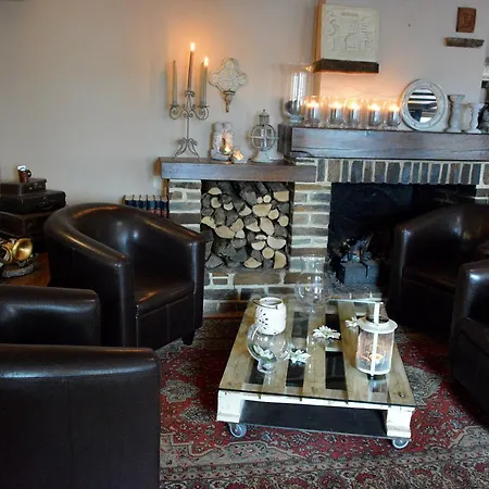 Le Relais Hotel